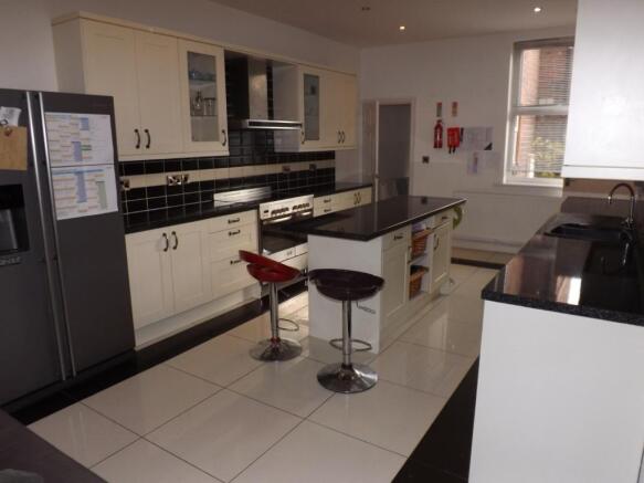 Kitchen/breakfast ro