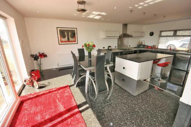 Dining Room & Kitche