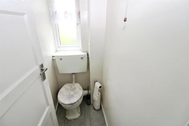 2 bed Semi-Detached for sale Image 8