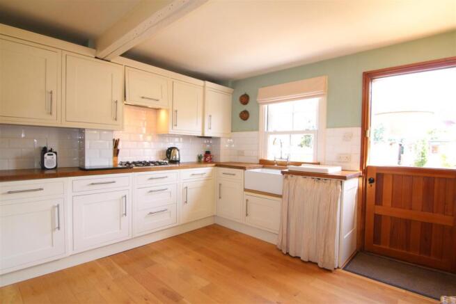 Kitchen.JPG