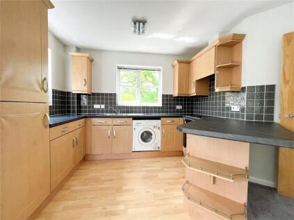 Hopkinson Close, Uppermill, Saddleworth, OL3