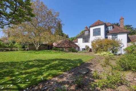 Maidstone Road, Hadlow