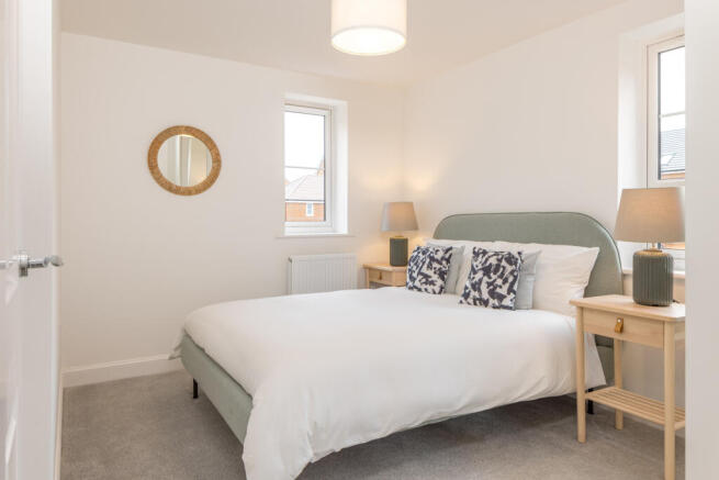 Dual aspect bedroom in the Loughton