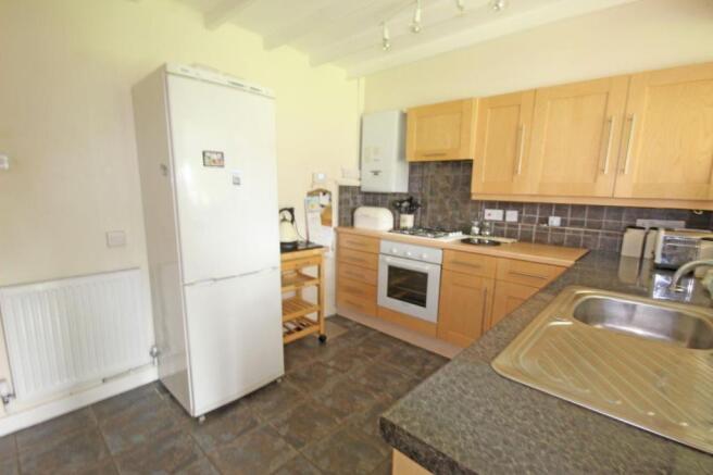 Kitchen1.JPG