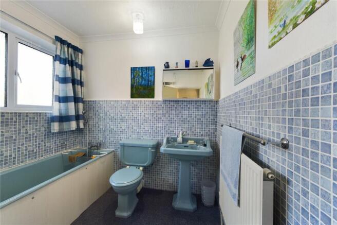 En Suite Bathroom