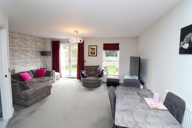 Living/Dining Room