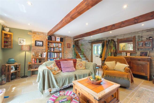 2 bed Semi-Detached for sale Image 6