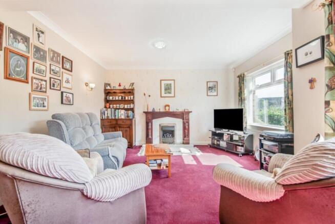 3 bed Bungalow for sale Image 4