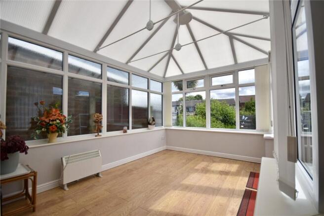 2 bed Semi-Detached Bungalow for sale Image 11