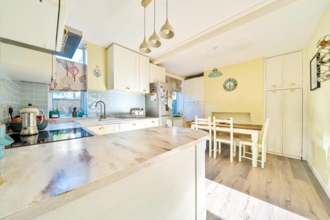 Kitchen diner