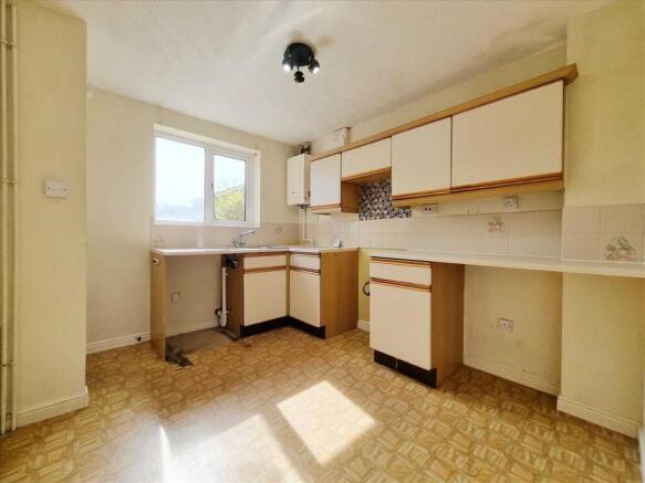 Kitchen: