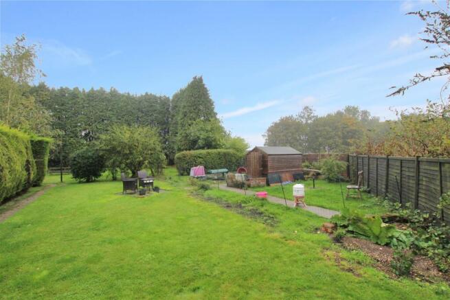 Rear Garden - c.JPG