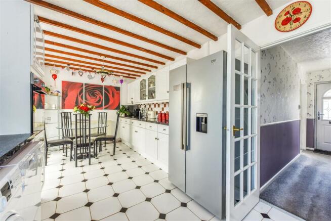 Kitchen/Dining