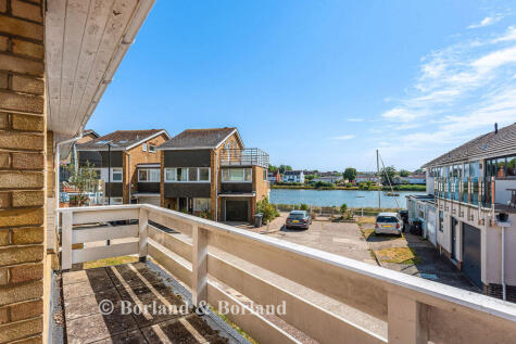 Harbour Way, Emsworth. PO10 7BE