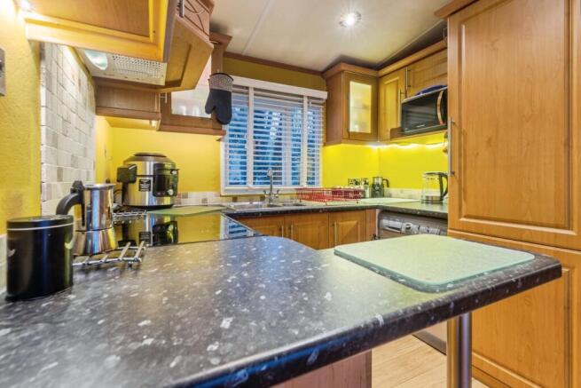 2 bed Bungalow for sale Image 8