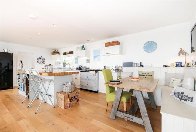 Kitchen 1