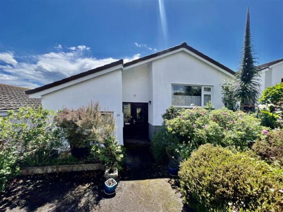 20 Cotmore Close - 15.jpg