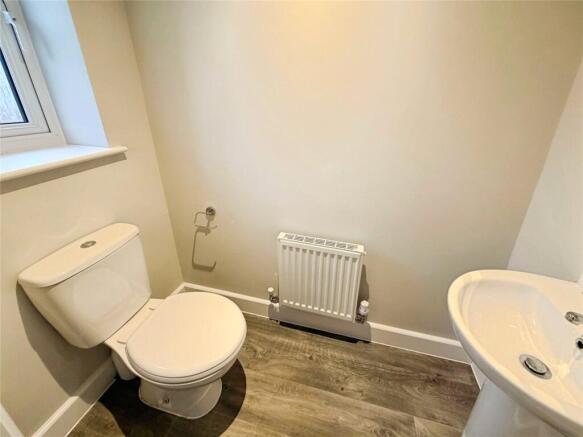 2 bed Semi-Detached for sale Image 10