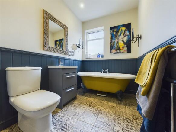 HOUSE BATHROOM