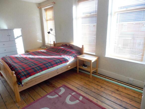 bed1.JPG