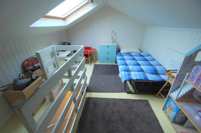 Photo 10