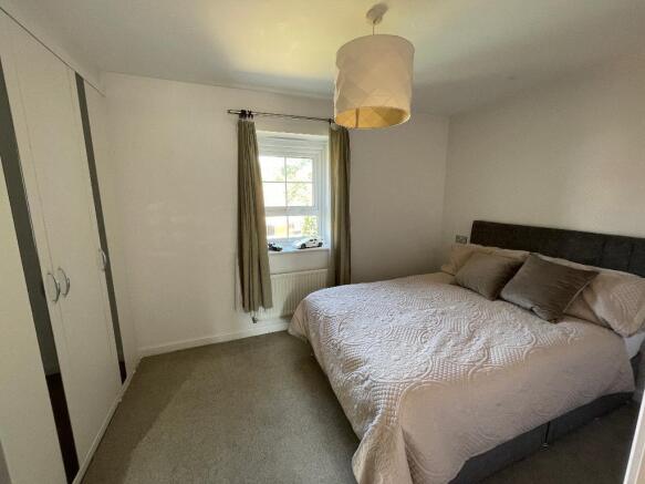 2 bed Semi-Detached for sale Image 9