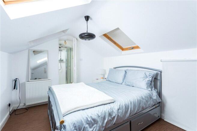 2 bed Bungalow for sale Image 8