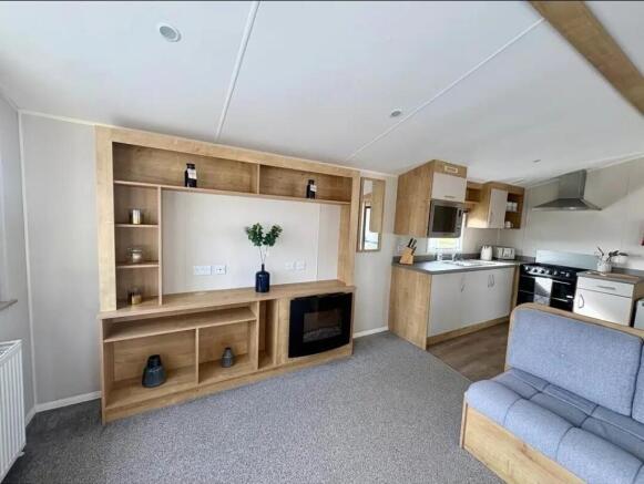 Coopers Beach Holiday Park, Church Lane East Mersea, Colchester, Essex, CO5 8TN photo 5