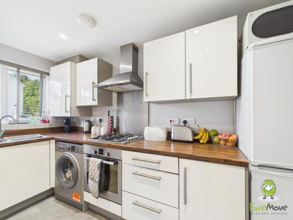 EweMove Estate Agents Basingstoke 