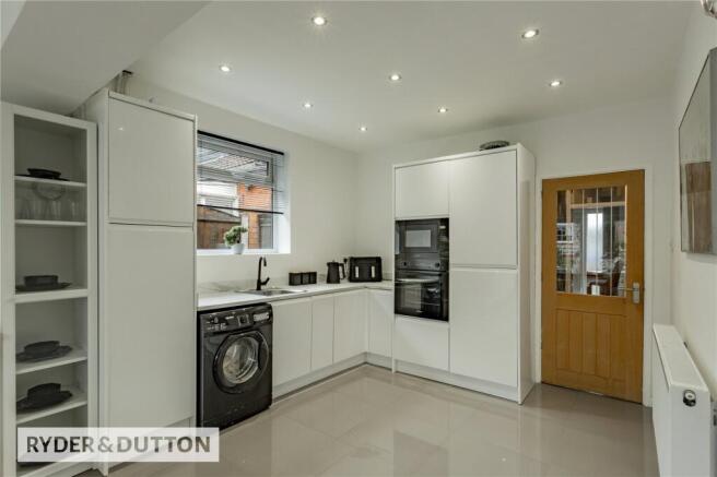 2 bed Bungalow for sale Image 8