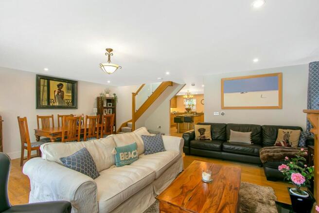 Spacious Lounge