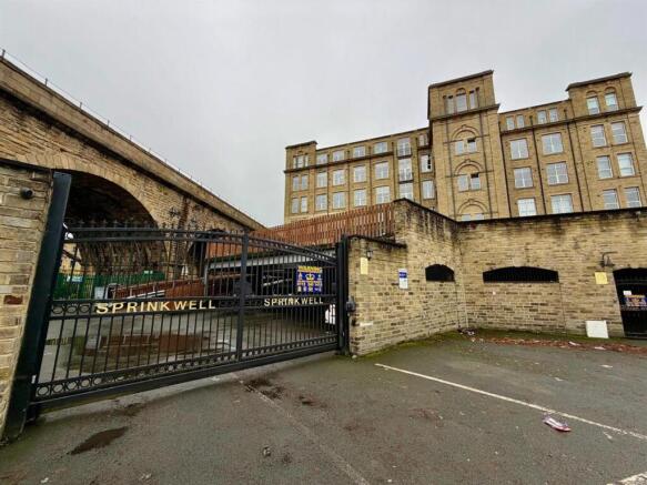 1 bed Apartment to rent in dewsbury