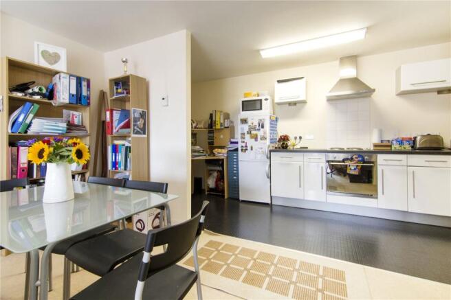 Kitchen/ Living Area
