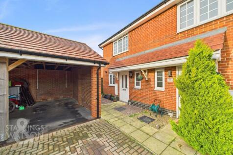 Curlew Crescent, Wymondham