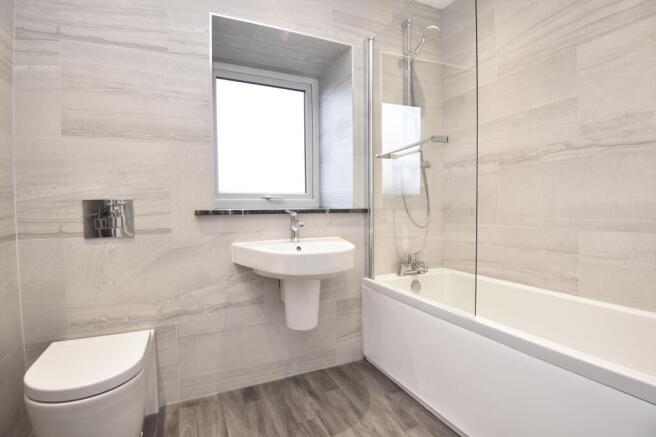 2 bed Flat to rent Image 4