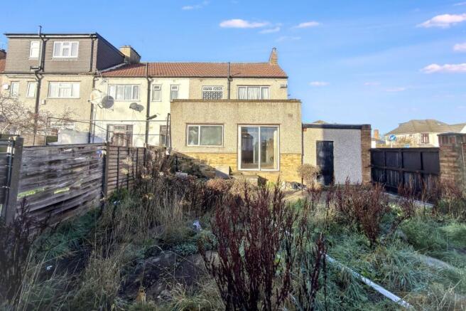 90 Ashurst Drive, Gants Hill, Ilford IG2 6SB