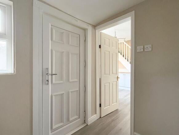 2 bed Terraced for sale Image 12