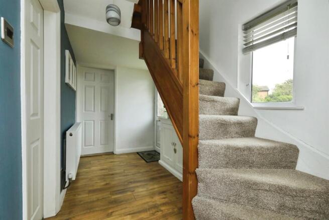 3 bed Semi-Detached for sale Image 5