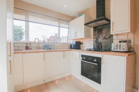 Redwood Drive, Waddington, Lincoln,