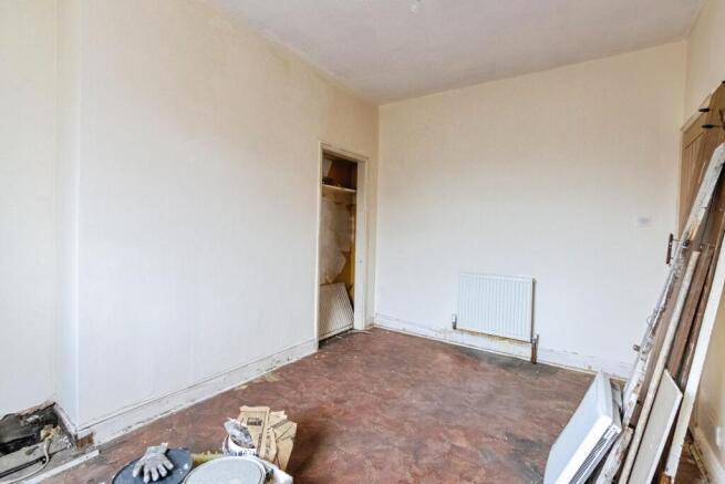3 bed Terraced for sale Image 11