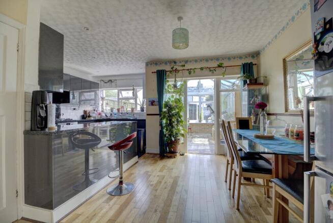 Kitchen-Dining area