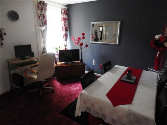 Dining Room - pic 2