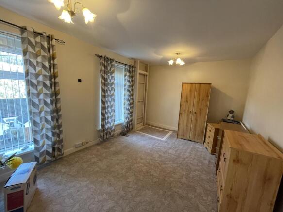 Bedroom 1a.JPG