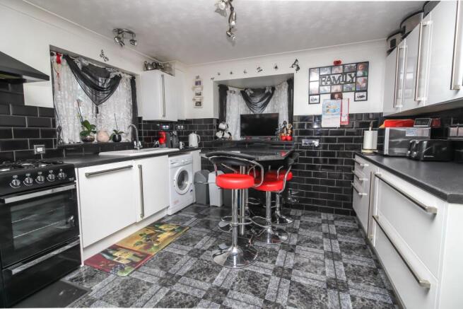 Kitchen / Breakfast