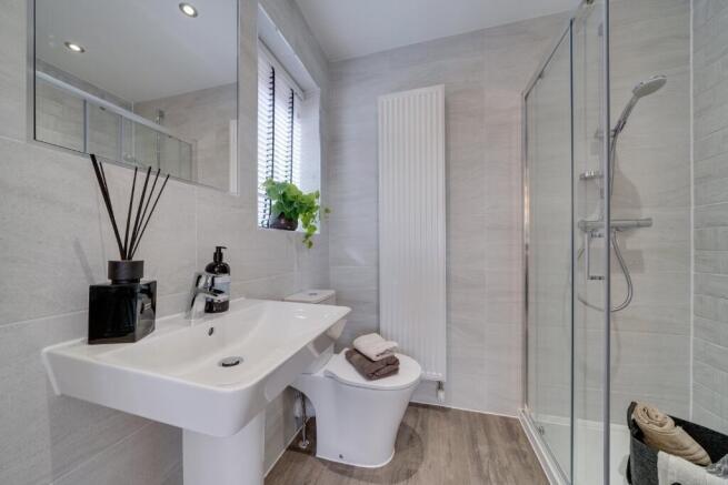 4 bed Detached for sale Image 5