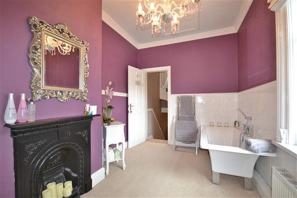 BATHROOM: