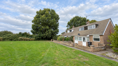 2 Dunster Crecsent , Weston-super-Mare, BS24 9EA