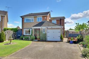 11, Meadow Walk, Swanland HU14 3RF