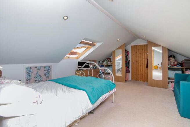 Accommodation Contin
