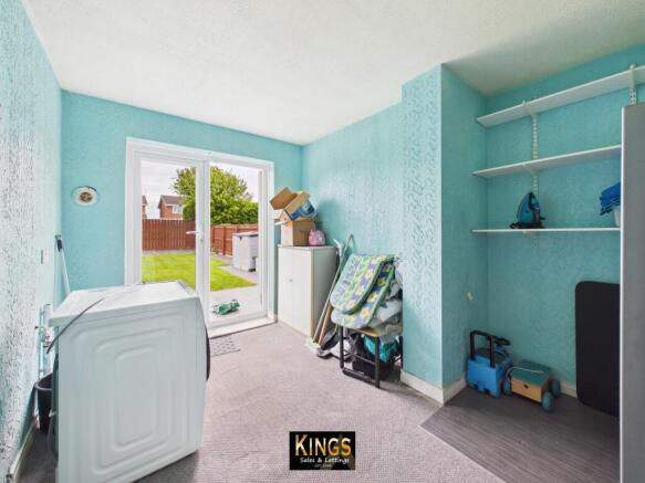 4 bed Detached for sale Image 8